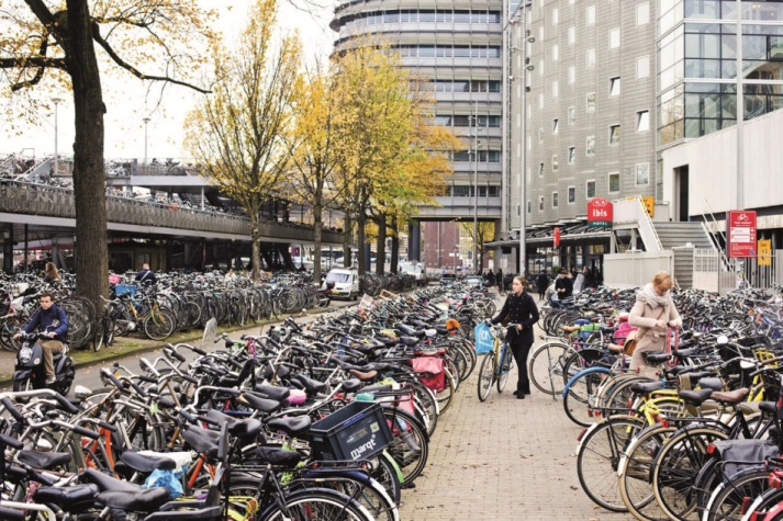 Investeren in fietsparkeren bij stations.