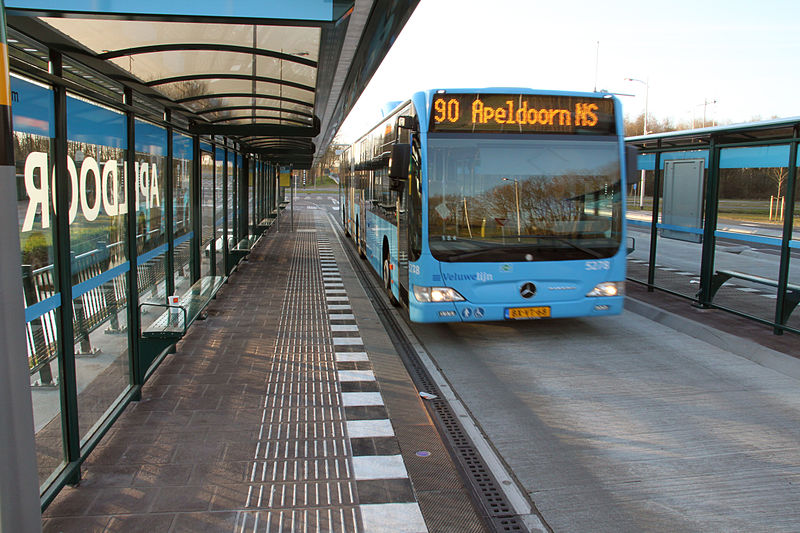 Openbaar Vervoer (bron: Wikipedia - Maurits90)