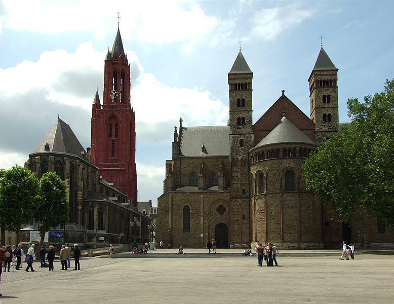 Vrijthof Maastricht. Beeld door Euku via Wikimedia